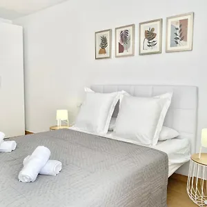 https://sofia-suites.catalonia-hotels.com