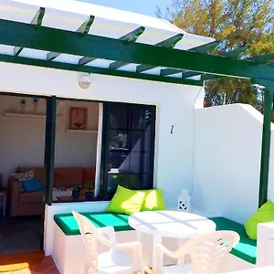 https://casita-blanca-jardin-del-sol-1.in-canary-islands.com